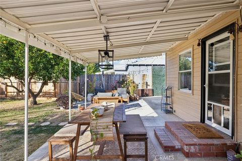 A home in Reseda