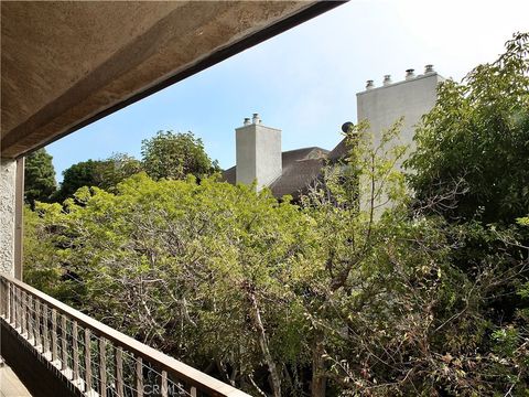 A home in Playa Del Rey