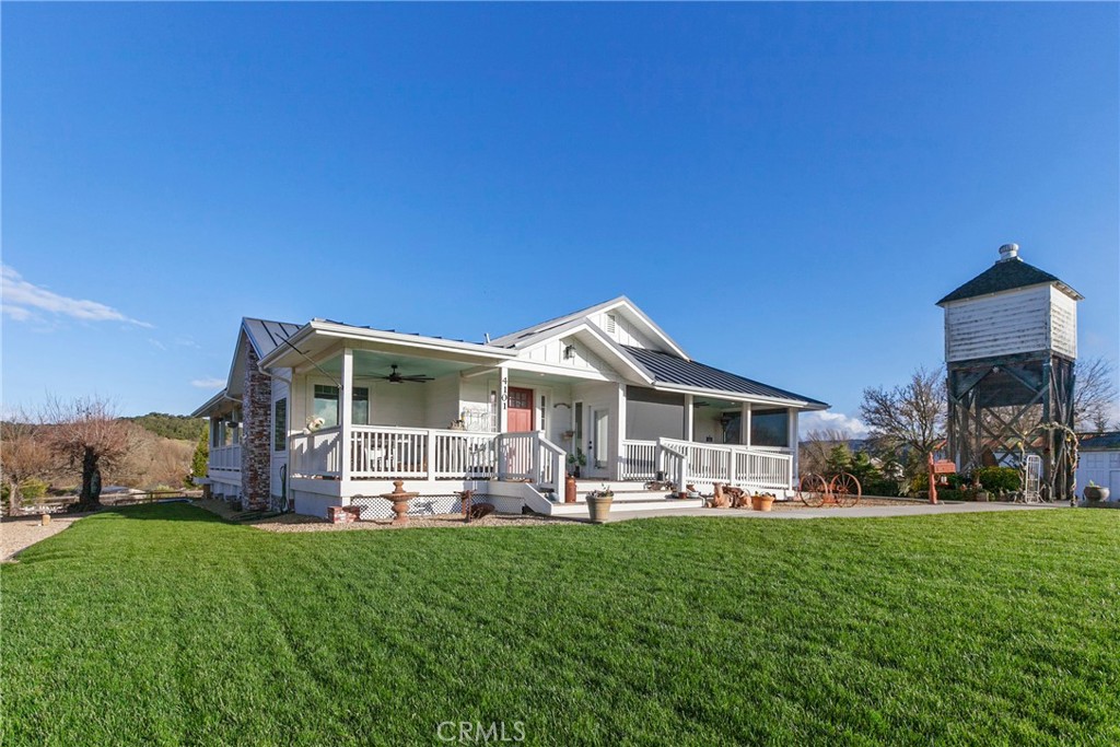 4101 Vineyard Drive