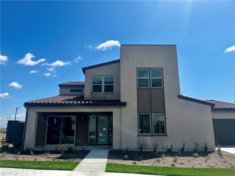 15981 Conservatory Drive Fontana CA 92336