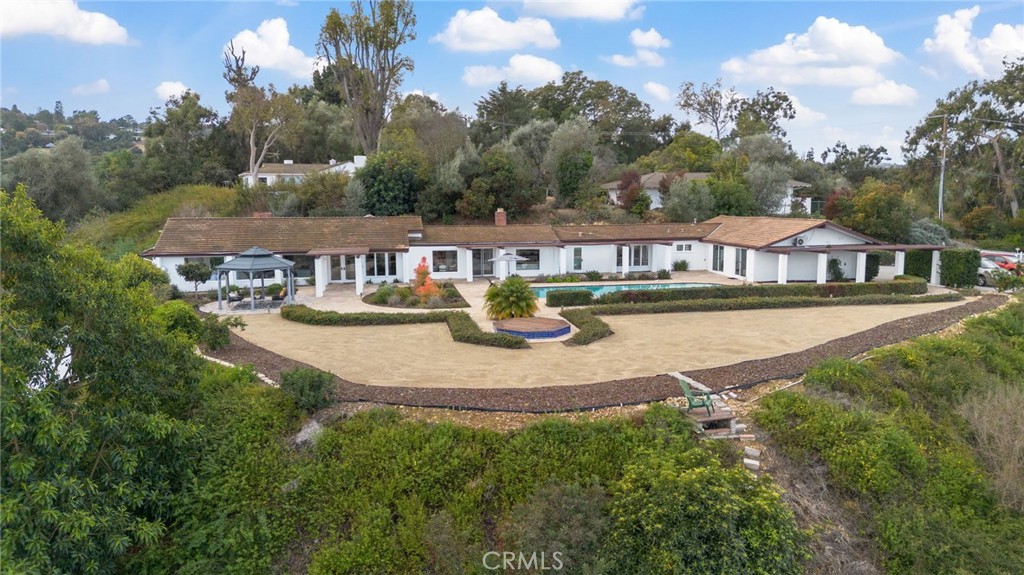 88 Saddleback Road