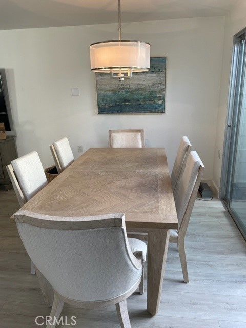 341 Avenida Sevilla F