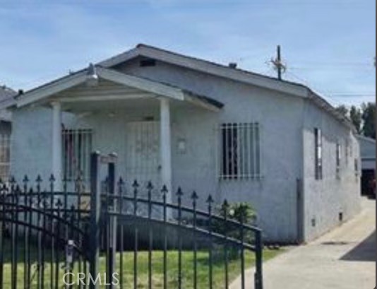 View Los Angeles, CA 90061 house