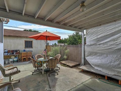 A home in South Gate