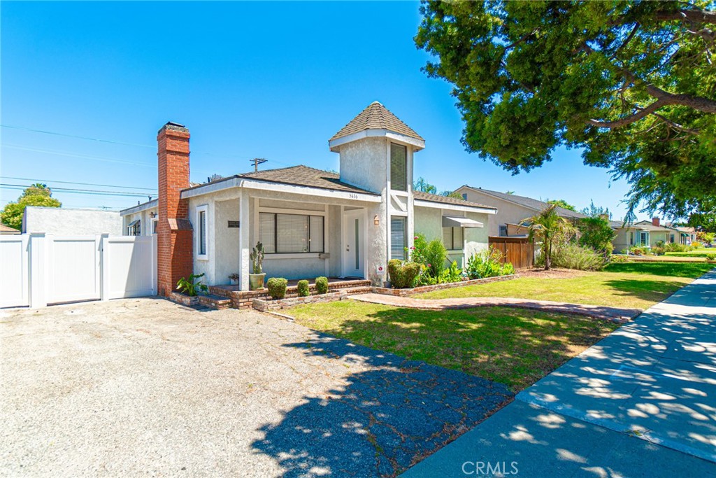 3636 Gardenia Avenue