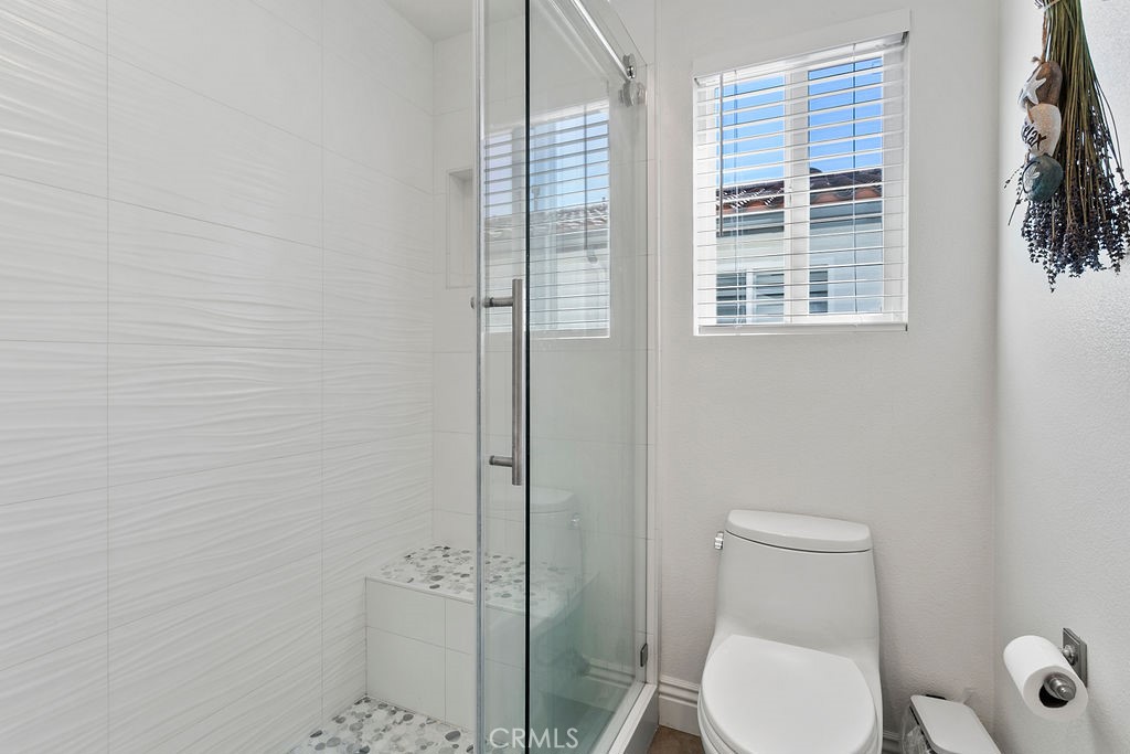 Knolls (KNOL) - Residential Lease