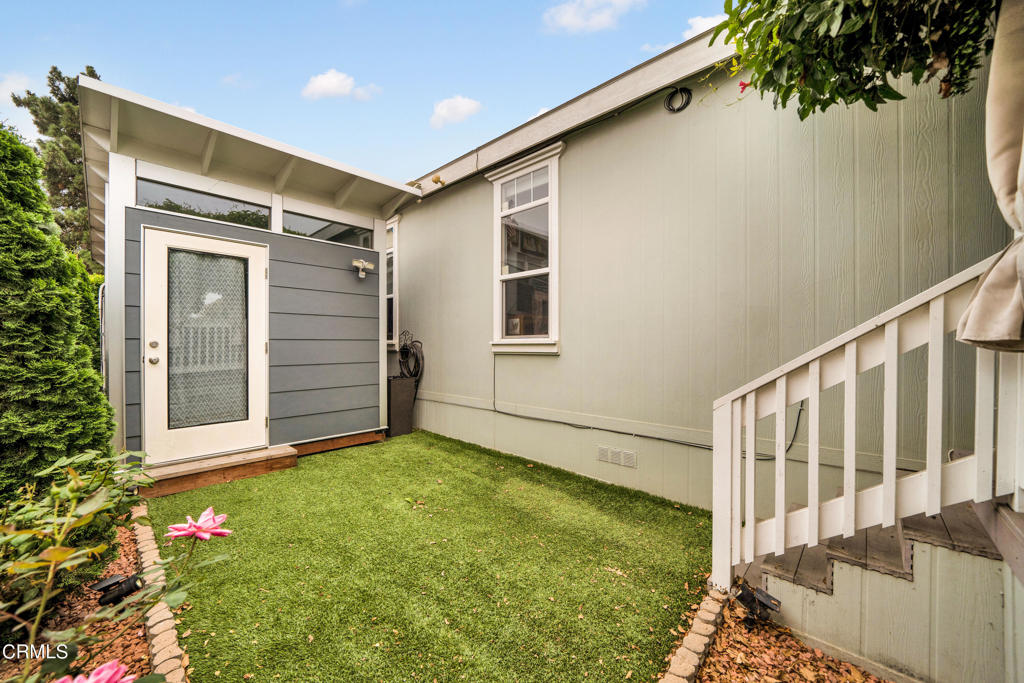 Not Applicable - Manufactured In Park