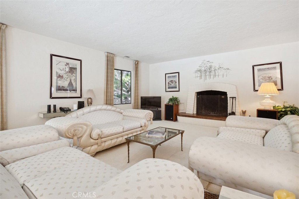 3966 Laguna Blanca Drive