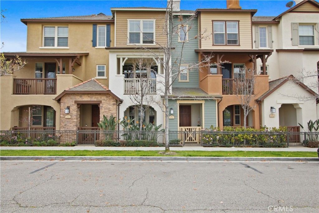 listing image 130725297167873736719