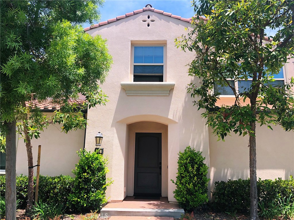 Welcome to this highly desirable Stonegate community furnished home. This home has a very popular open floorplan and charmed by the warmth of the neutral colors. Entering the home, you will see a gourmet kitchen with white cabinetry, stainless steel appliances, granite counters, and a large kitchen island. There's a bedroom downstairs. Upstairs Master Suite with Master Bath with an over-sized walk-in shower, double sinks, and a large modern bathtub. Backyard with landscapes, a large covered patio with ceiling fans. Walking distance to Award-winning schools, community park, and pool. Easy access to high way and toll roads.