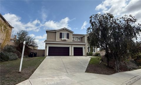 21 Via Palmieki Court Lake Elsinore CA 92532