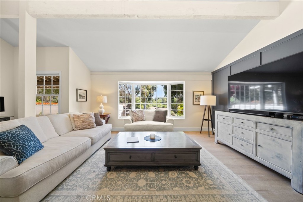 Photo 14 of 39 of 12936 Avenida La Valencia house
