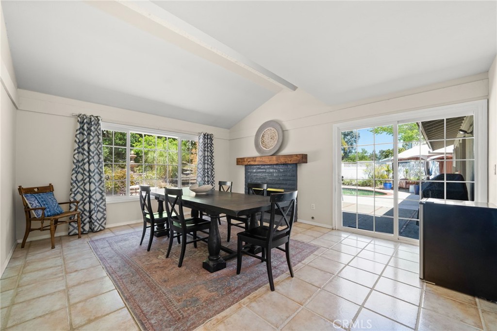 Photo 10 of 39 of 12936 Avenida La Valencia house
