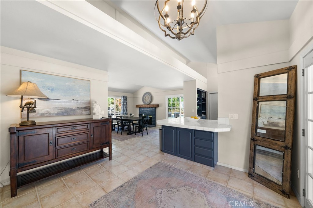 Photo 9 of 39 of 12936 Avenida La Valencia house