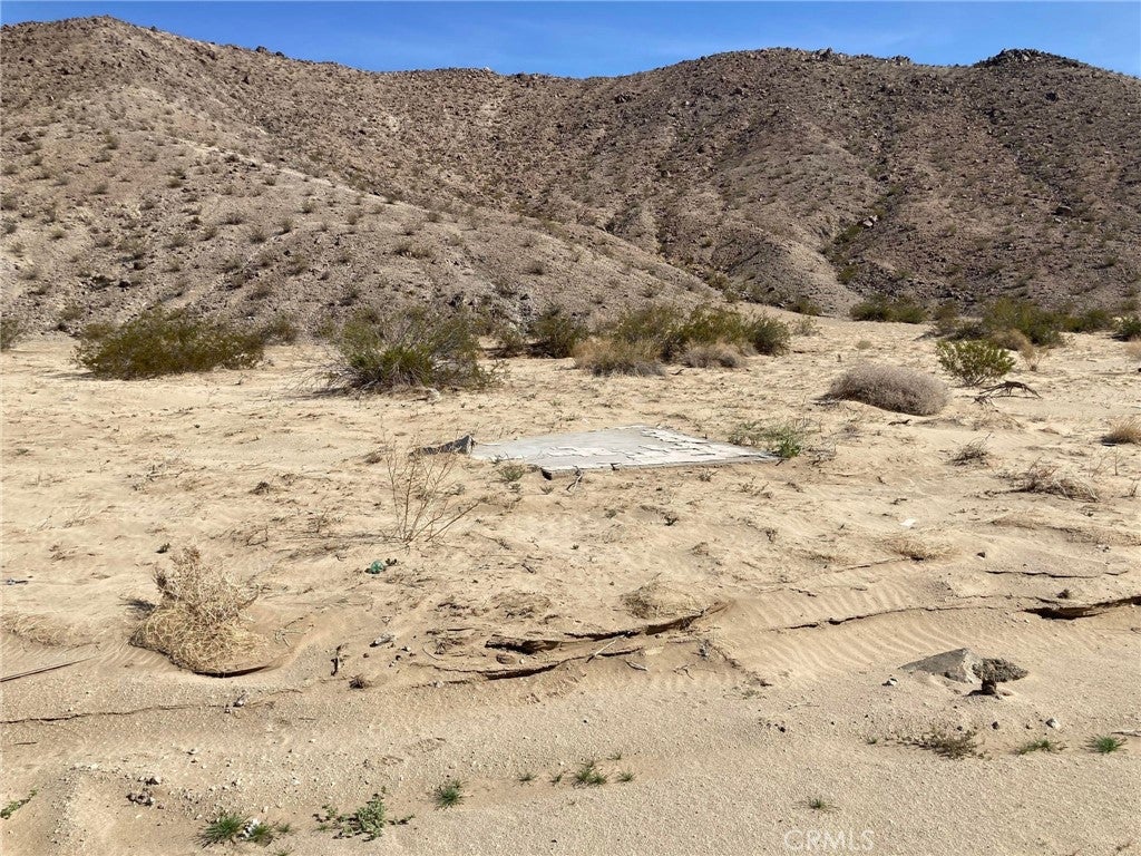 1 Sunnyslope Drive