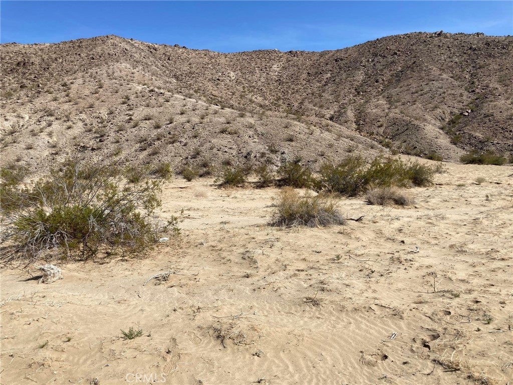 1 Sunnyslope Drive