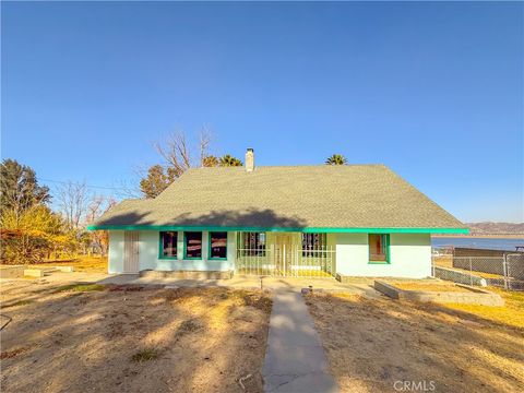 17786 Grand Avenue Lake Elsinore CA 92530