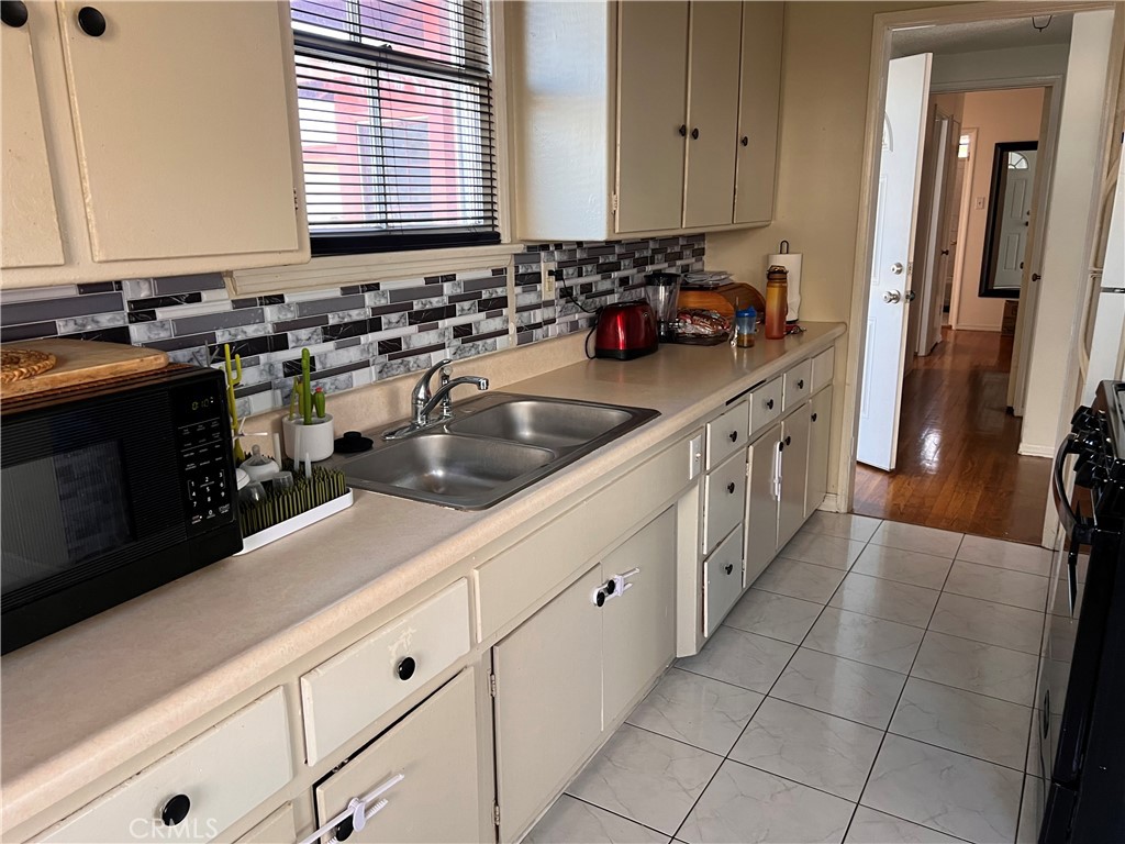 12919 ruthelen street