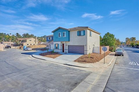 A home in Lake Elsinore