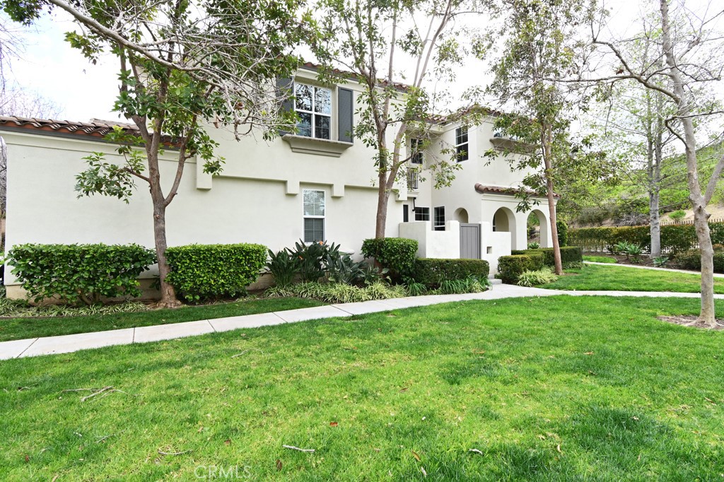 Photo 3 of 20 of 232 Tuberose townhome