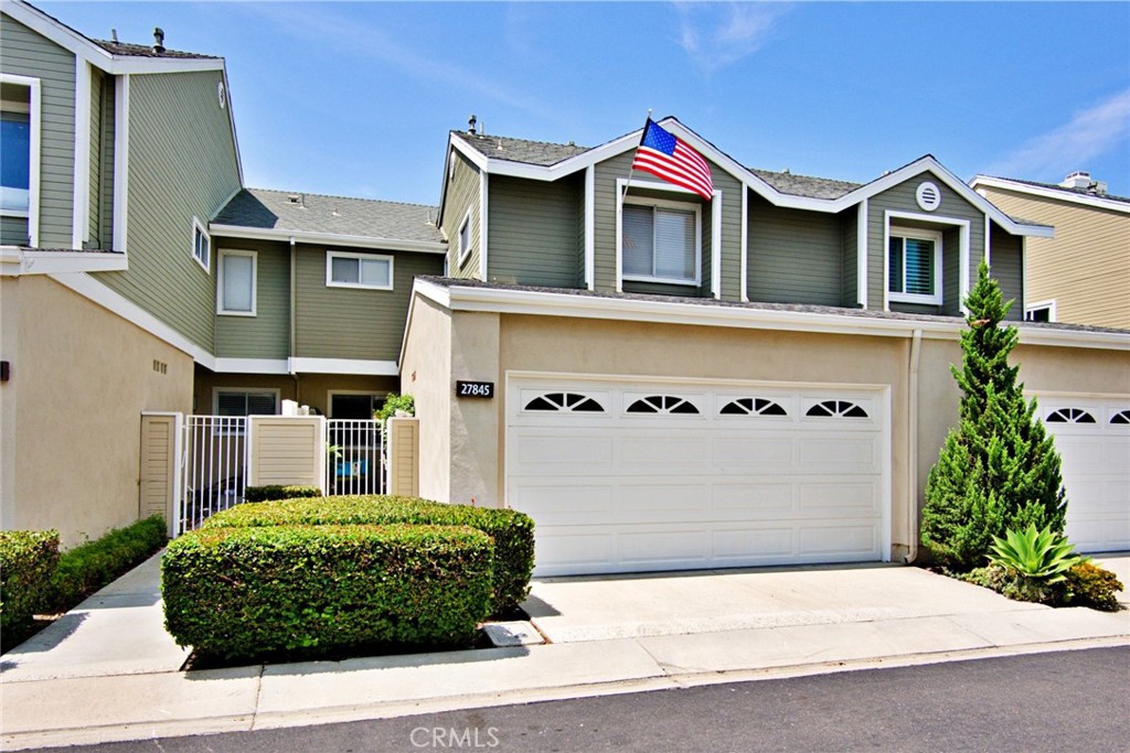 Welcome to Highland Park, a well-established community in the heart of Mission Viejo, a city offering residents a suburban feel, noted for its tree-lined neighborhoods and proximity to the beautiful Orange County coastline. This amazing home has been totally renovated to meet the needs of today’s demanding buyers. The exterior exudes wonderful curb appeal with new paint, upgraded privacy fencing, upgraded patio cover, and private front and back patios. The back faces a large grassy area marked with mature landscaping and gardens. The interior has a modern, open floor plan newly painted with remodeled kitchen, new flooring, new carpet, custom shiplap, crown molding, new glass slider to back garden, and wood framed windows throughout. The spacious master suite has a spa like bath with new tile and custom glass enclosure. All three baths were remodeled with new toilets, new flooring, new vanities, and shiplap. This condo is located in a desirable upscale association with pool, spa, BBQ, and no Mello Roos tax, further enhanced by its great location with optional membership to Lake Mission Viejo, Mission Viejo Mall , restaurants, banks, premier golf courses, sports park, and easy access to the 5 freeway.