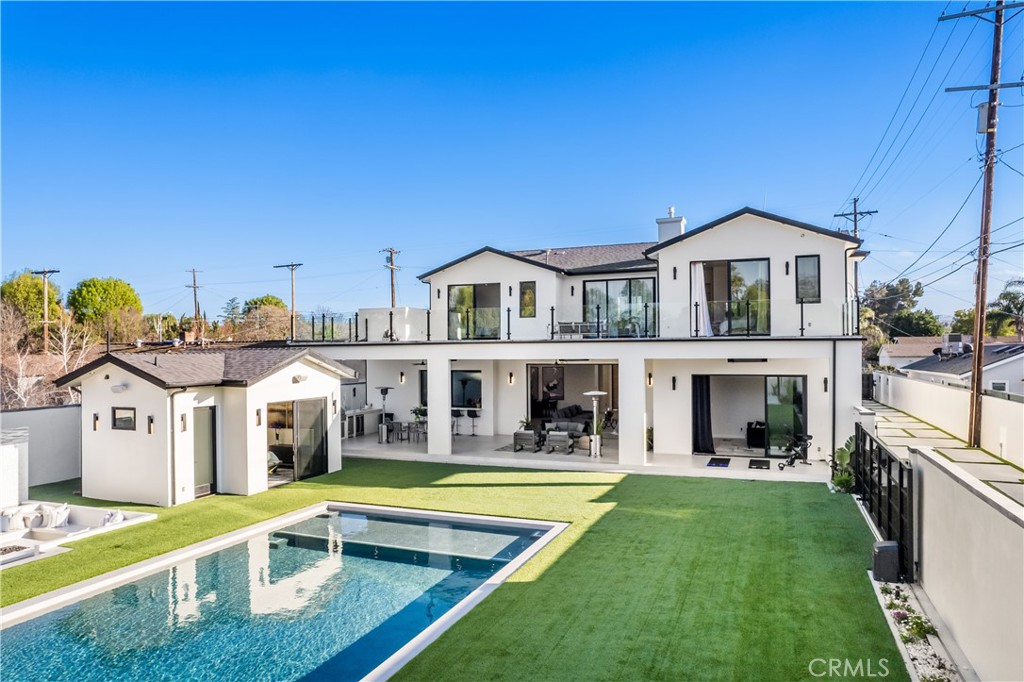 Properties 1 22747 Califa