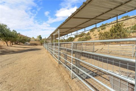 A home in Agua Dulce