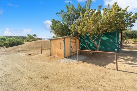 A home in Agua Dulce