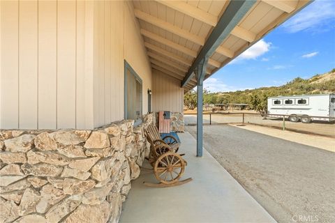 A home in Agua Dulce