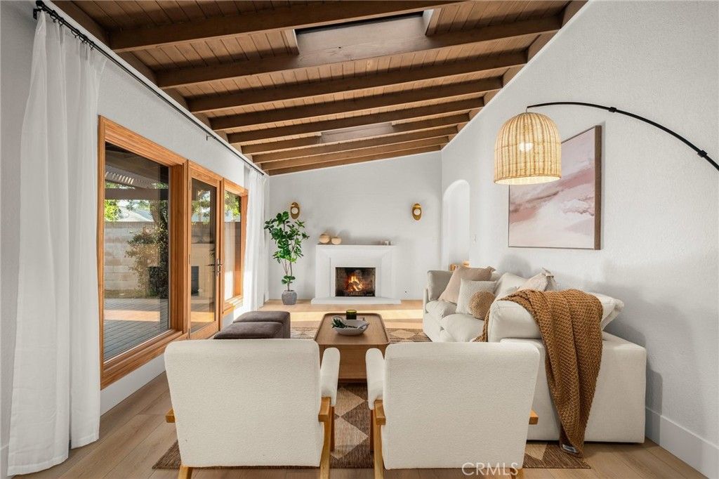 listing image 130726974916731897550