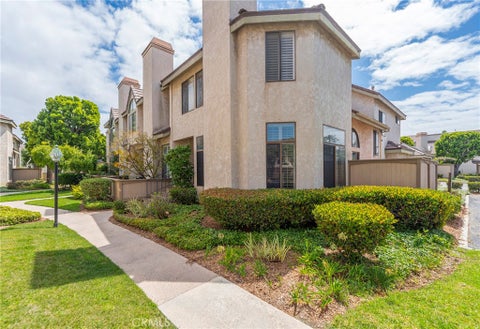 Featured picture for the property SB23165433