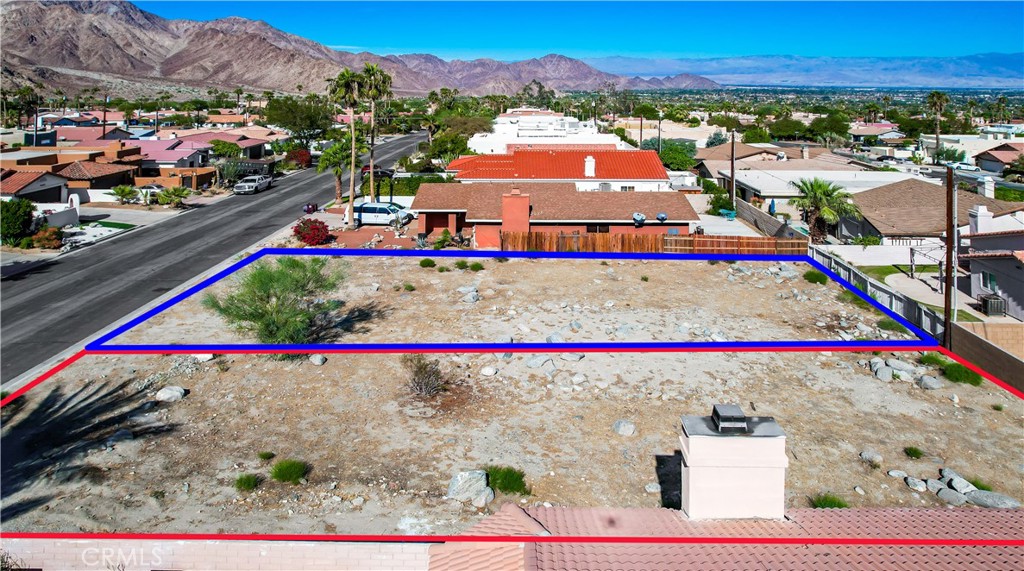 La Quinta Cove* - Land