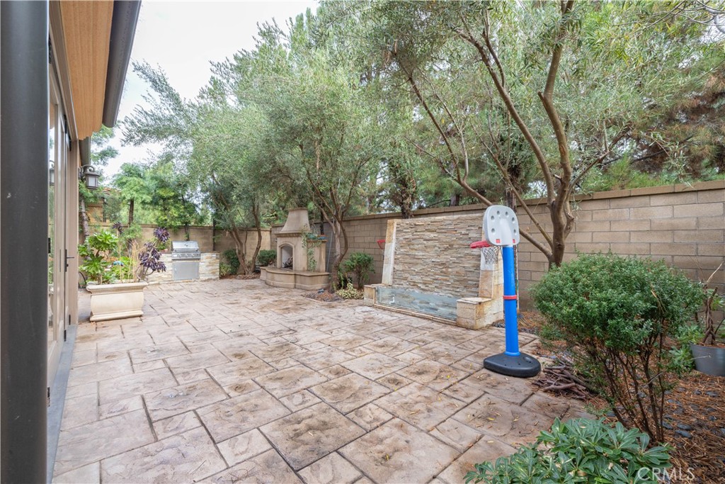 ,San Remo - Residential Lease