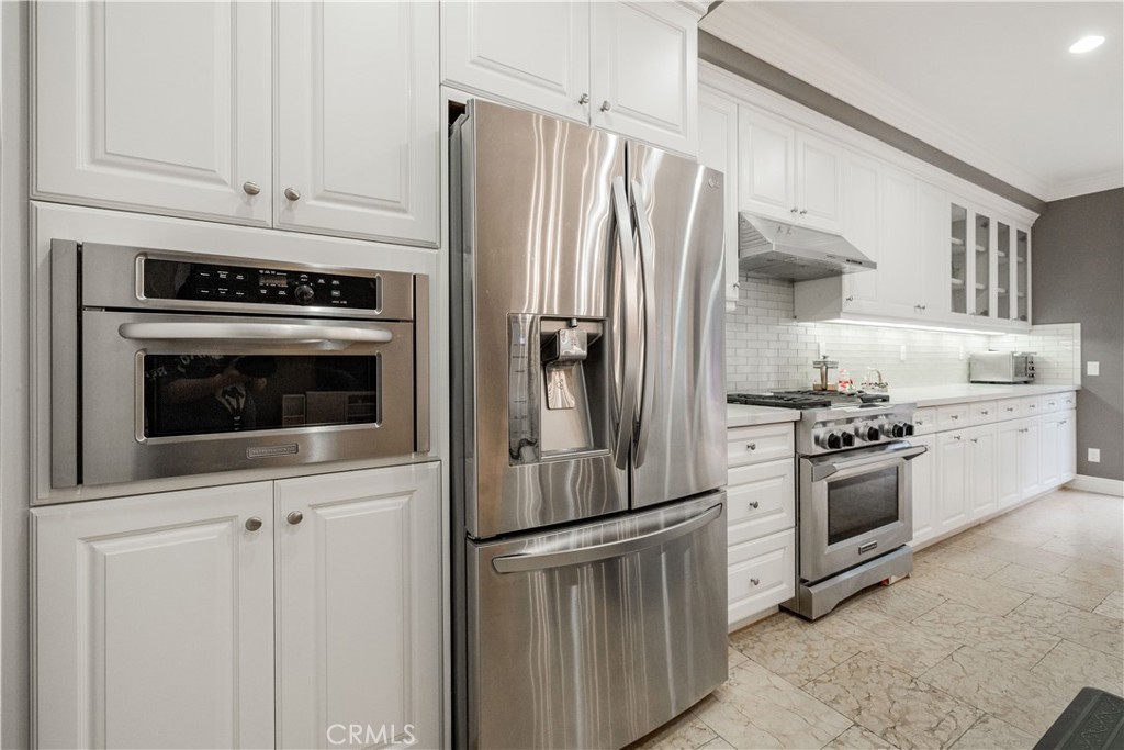 ,San Remo - Residential Lease