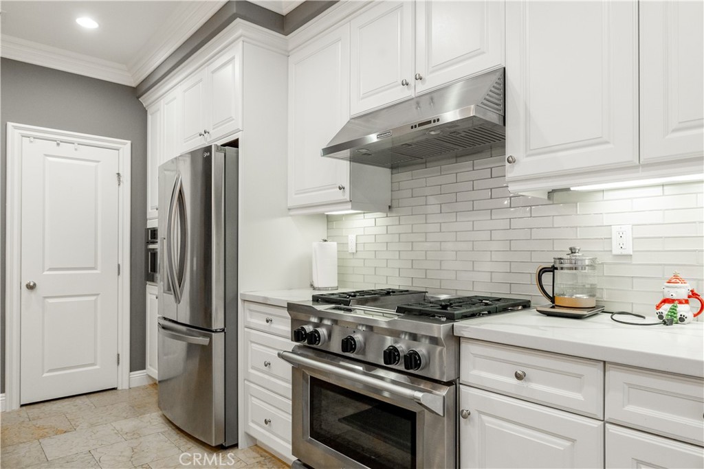 ,San Remo - Residential Lease