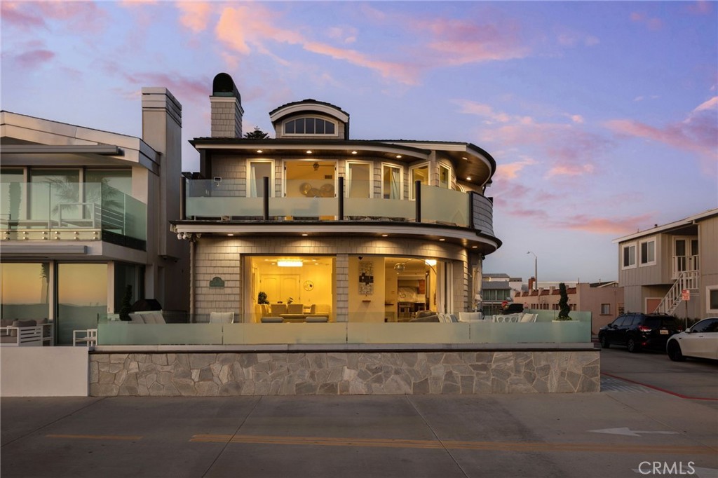 126 E Oceanfront