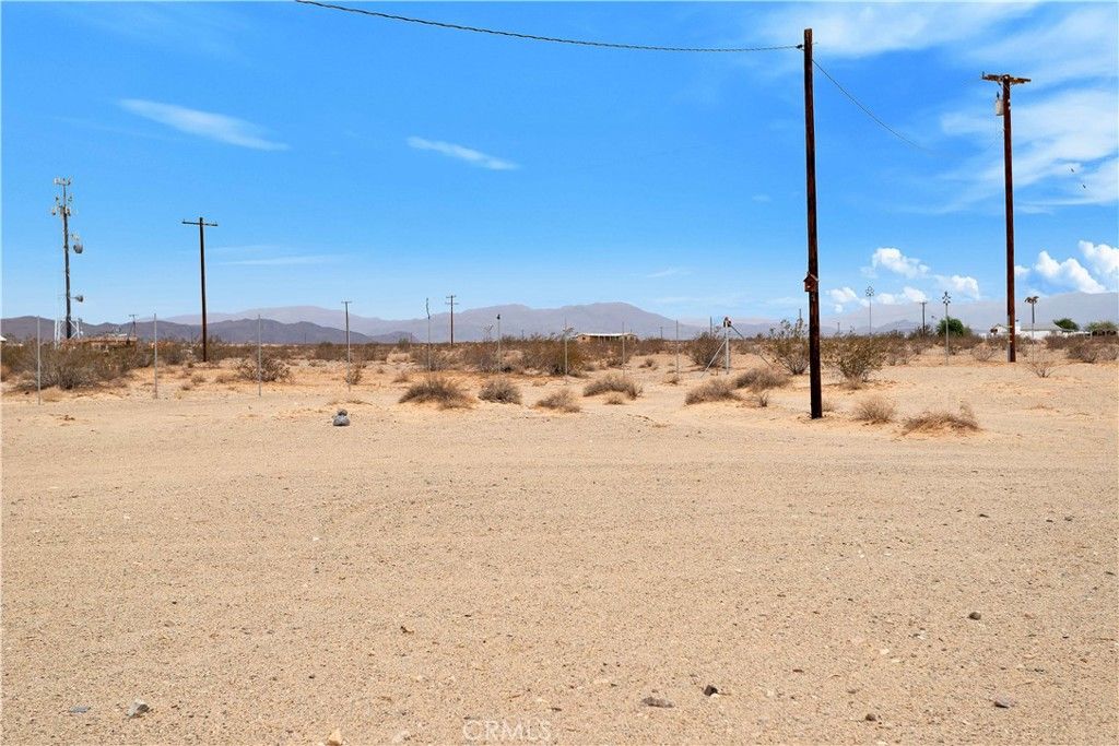 listing image 130729494680501190349