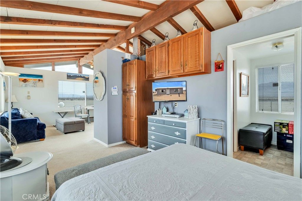 listing image 130727267040049286330