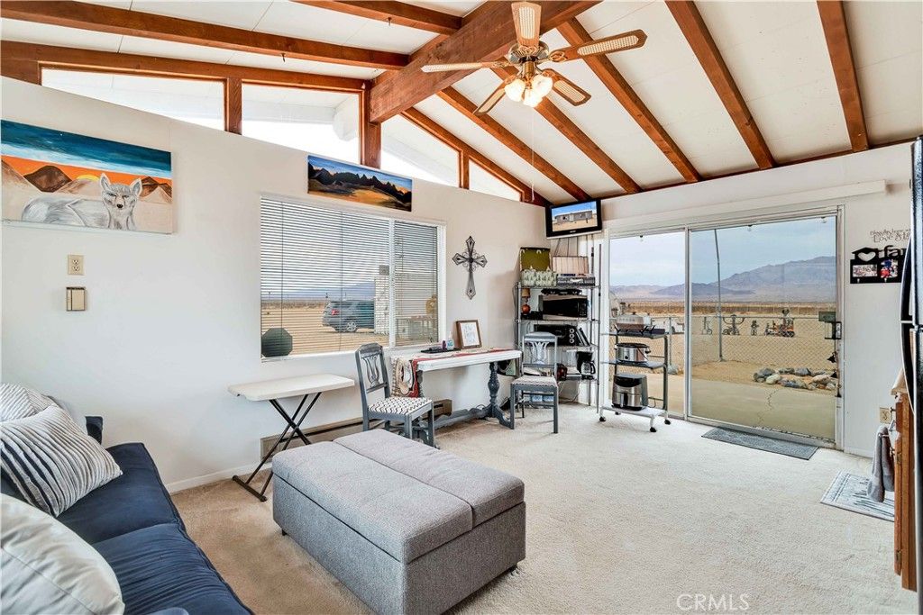 listing image 130722885620398301396