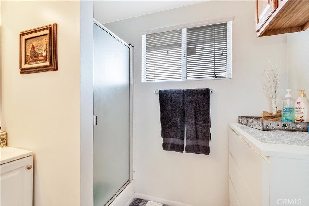 listing image 130729909203351351290