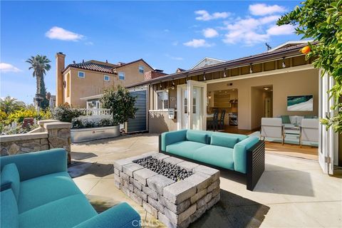 705 Iris Avenue Corona Del Mar CA 92625
