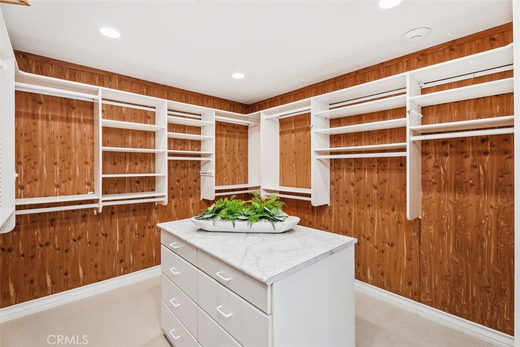 Castaways (CAST) - Residential