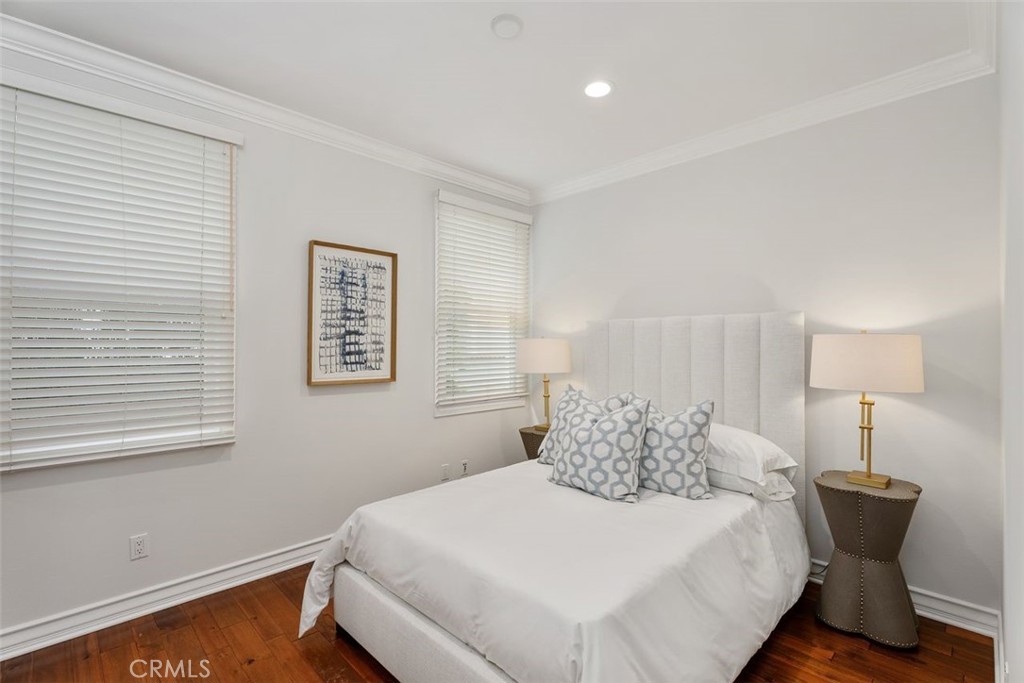 Castaways (CAST) - Residential