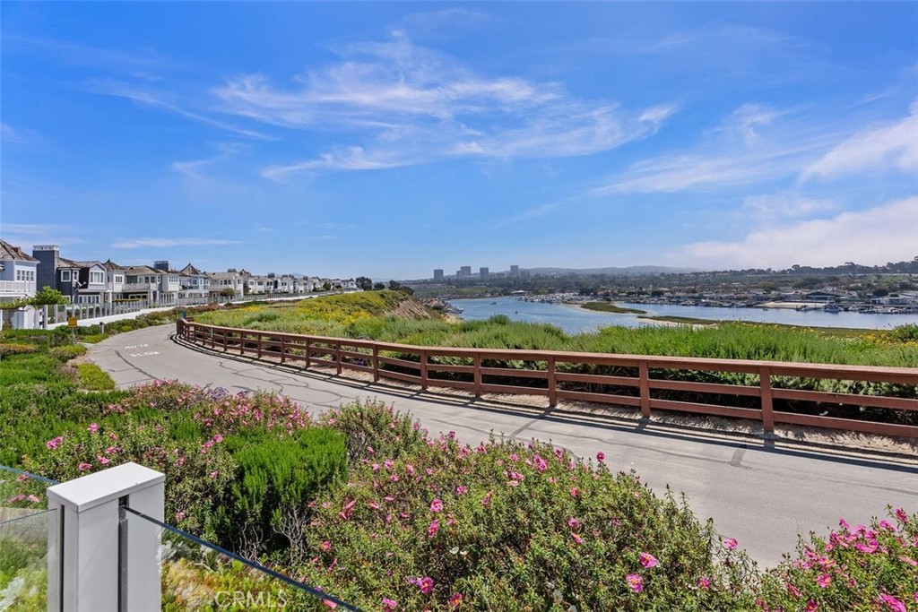 Castaways (CAST) - Residential