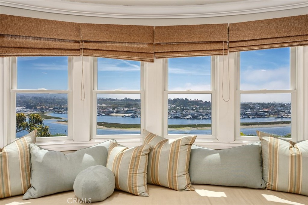 Castaways (CAST) - Residential