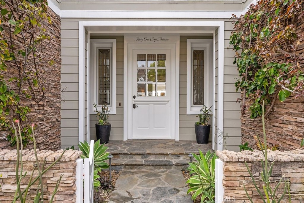 Castaways (CAST) - Residential