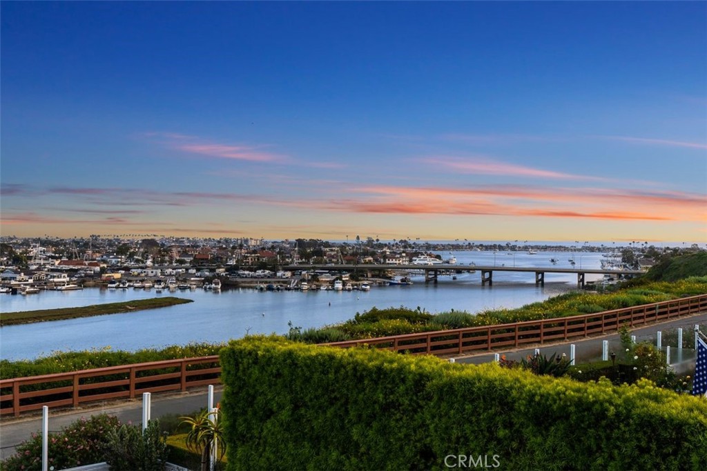 Castaways (CAST) - Residential