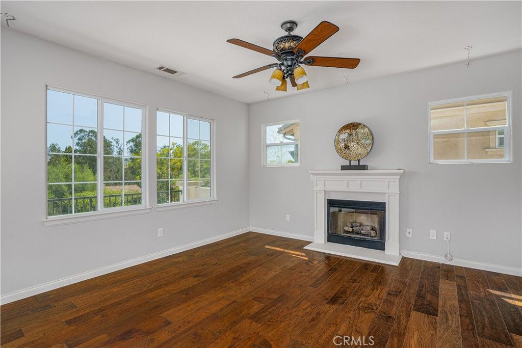 listing image 130722137435266793111