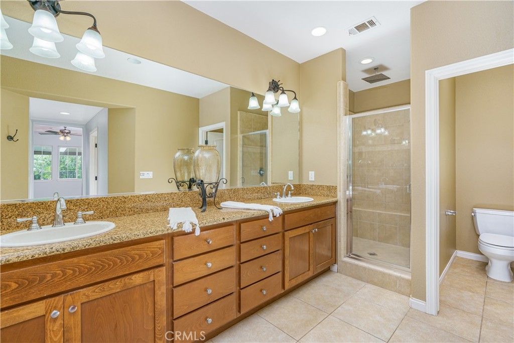 listing image 130720464170004560583