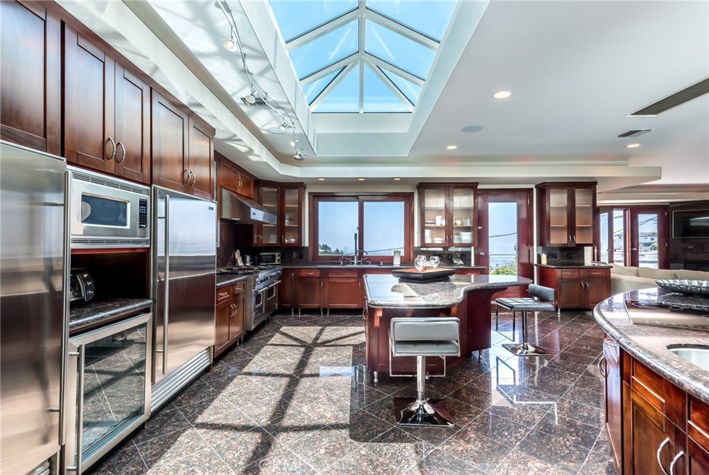 8835 Evanview Drive